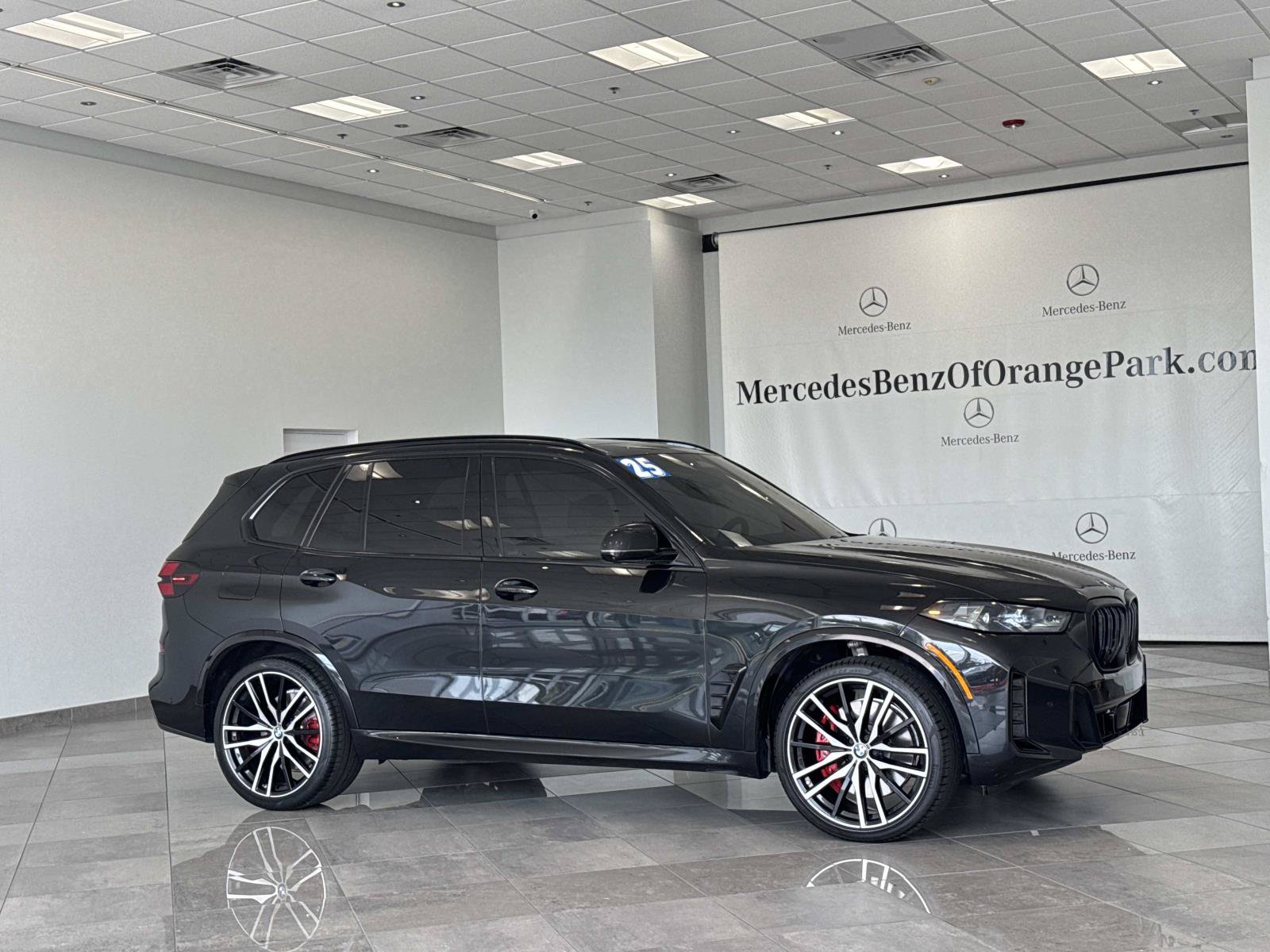 Used 2025 BMW X5 M60i w/ Climate Comfort Package AWD/4WD image 2