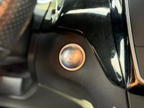 Used 2018 Mercedes-Benz GLE 350 4MATIC image 24