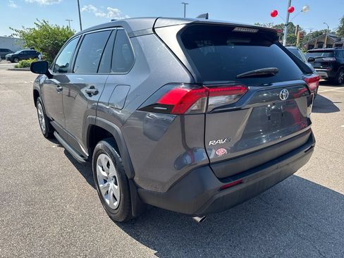 Used 2023 Toyota RAV4 LE FWD image 5
