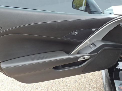 Used 2019 Chevrolet Corvette Stingray Coupe w/ Battery Protection Package image 22