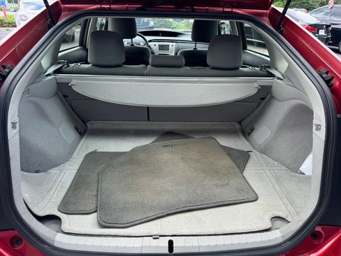 Used 2012 Toyota Prius Two FWD image 27