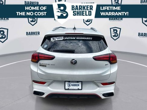 Used 2022 Buick Encore GX Preferred w/ Sport Touring Package FWD image 8