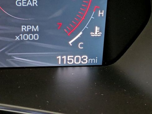 Used 2024 GMC Canyon AT4 w/ AT4 Premium Package image 17