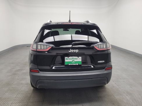 Used 2019 Jeep Cherokee Latitude w/ Popular Appearance Group image 6
