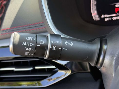 Used 2025 Acura MDX A-Spec AWD/4WD image 30