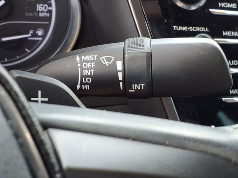 Used 2020 Toyota Camry SE image 26