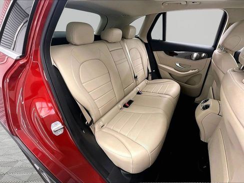 Used 2017 Mercedes-Benz GLC 300 4MATIC image 27