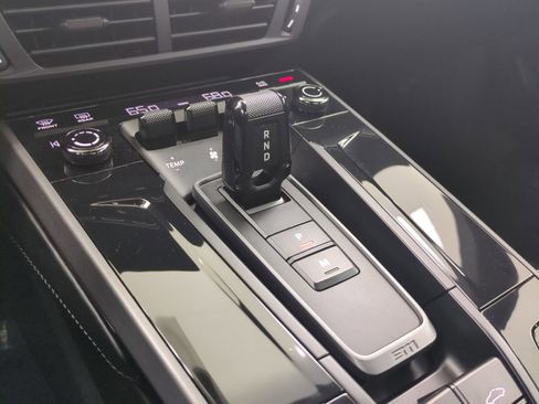 Certified 2025 Porsche 911 Carrera RWD image 15