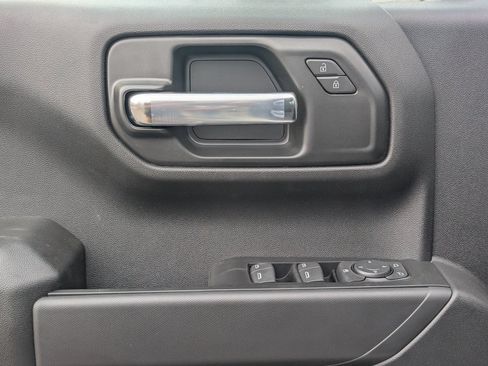 New 2026 Chevrolet Silverado 1500 Custom Trail Boss AWD/4WD image 18