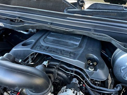 Used 2019 RAM 1500 Limited AWD/4WD image 32