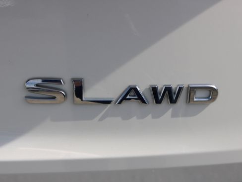 Certified 2021 Nissan Rogue SL image 16