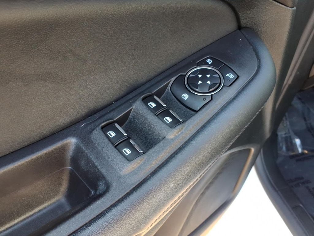 Used 2023 Ford Edge SEL w/ Convenience Package AWD/4WD image 21