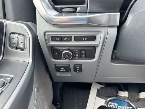 Used 2021 Ford F150 Lariat w/ Equipment Group 502A High image 20