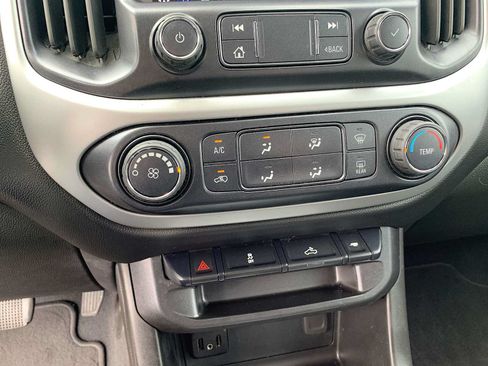 Certified 2021 Chevrolet Colorado LT w/ LT Convenience Package AWD/4WD image 16