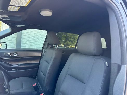 Used 2017 Ford Explorer 4WD Police Interceptor image 15