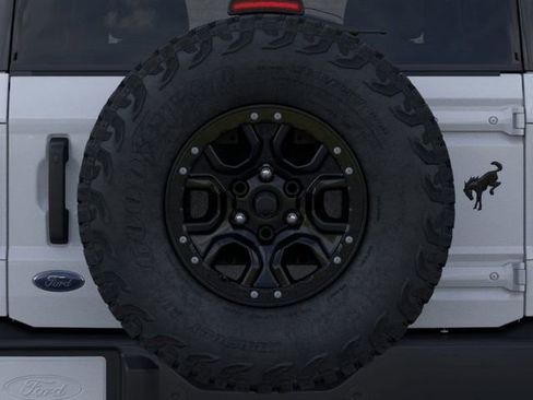 New 2026 Ford Bronco Outer Banks w/ Sasquatch Package image 24