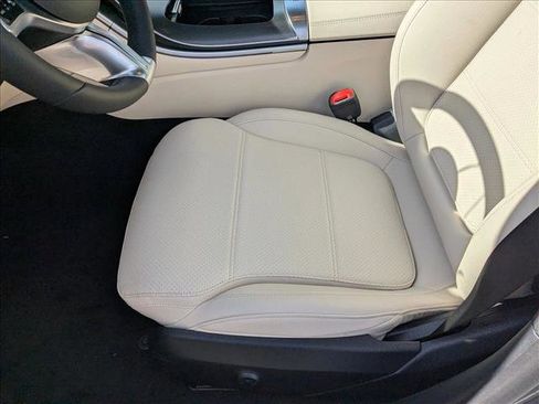 Certified 2025 Mercedes-Benz C 300 Sedan image 4