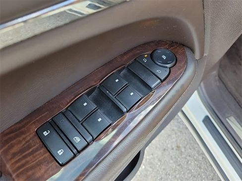 Used 2013 Buick Enclave Leather image 20