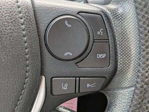 Used 2017 Toyota Corolla L FWD image 20