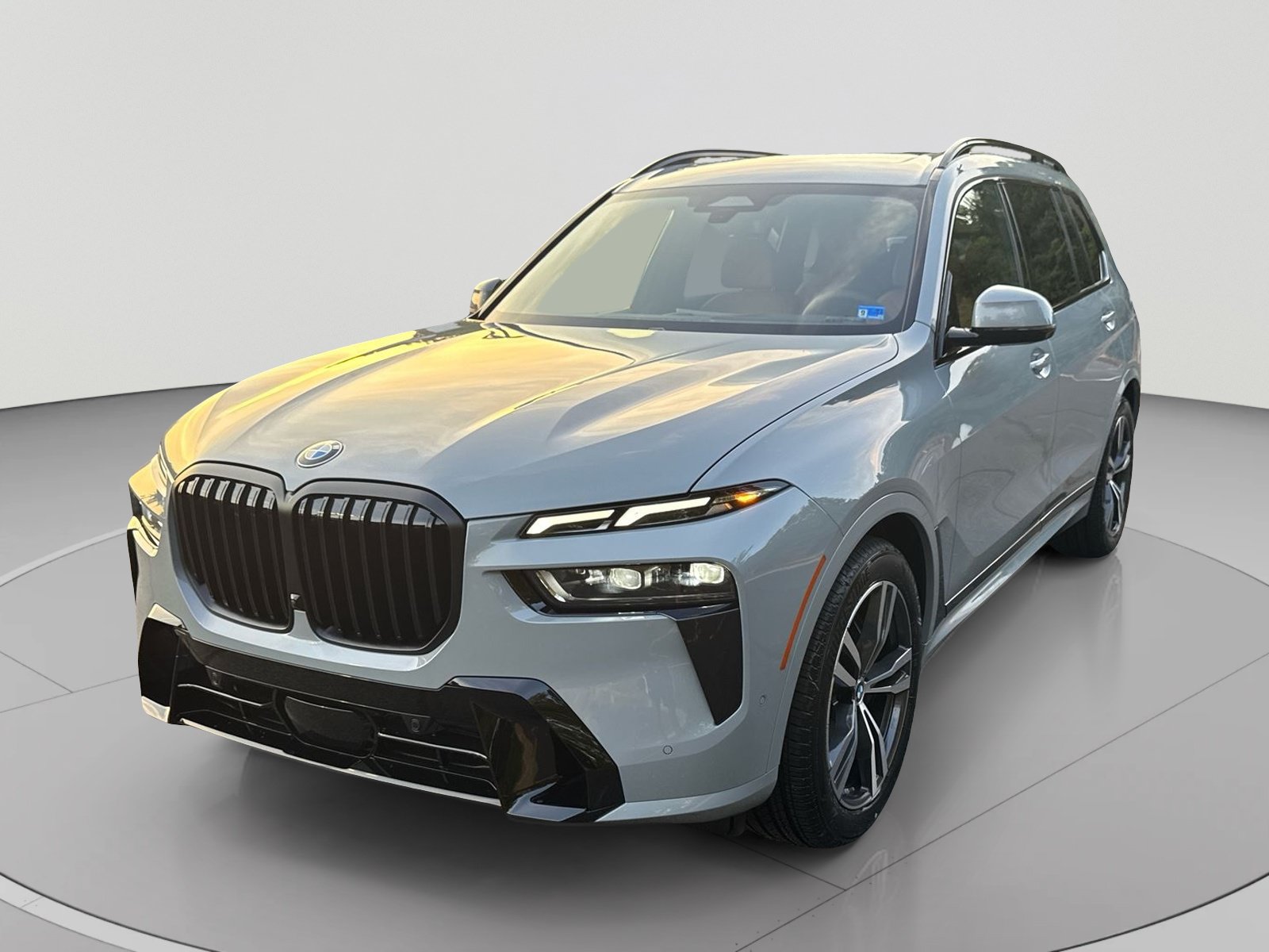 New 2027 BMW X7 xDrive40i w/ M Sport Package AWD/4WD image 13