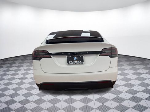 Used 2023 Tesla Model X image 8
