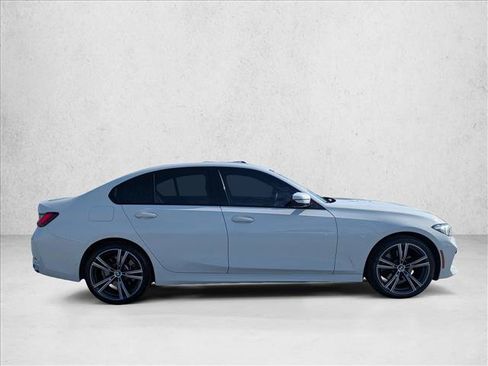 Used 2023 BMW 330i Sedan w/ Premium Package RWD image 4