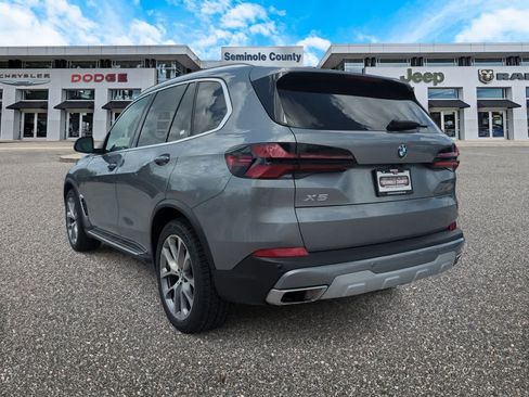 Used 2024 BMW X5 xDrive40i AWD/4WD image 6