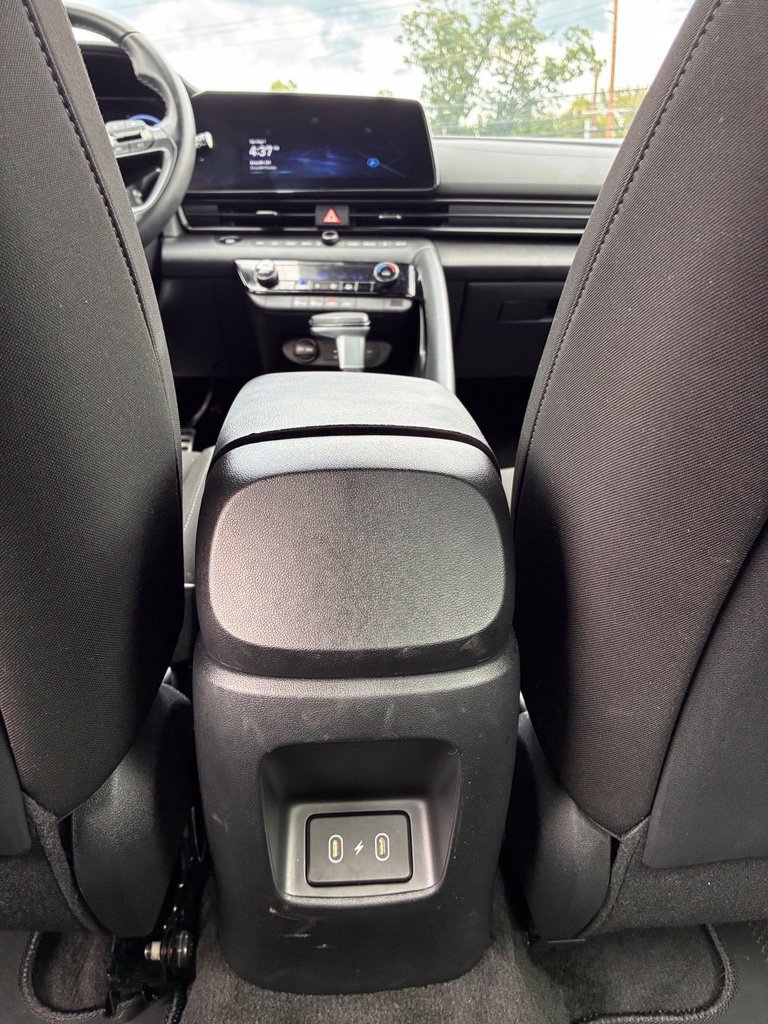 Certified 2025 Hyundai Elantra SEL FWD image 15
