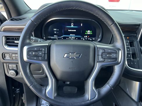 Used 2023 Chevrolet Tahoe Z71 AWD/4WD image 10
