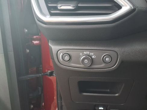 Certified 2023 Chevrolet TrailBlazer LT w/ Convenience Package image 15