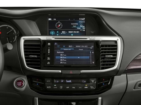 Used 2016 Honda Accord EX-L image 9