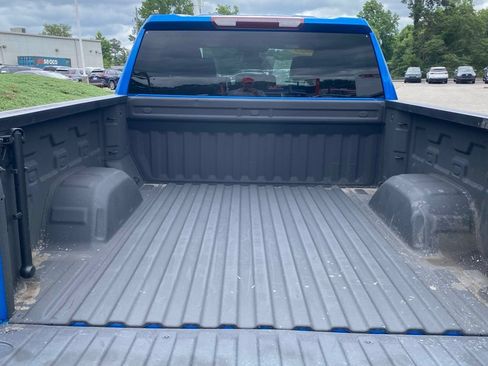Used 2023 Chevrolet Silverado 1500 Custom AWD/4WD image 11