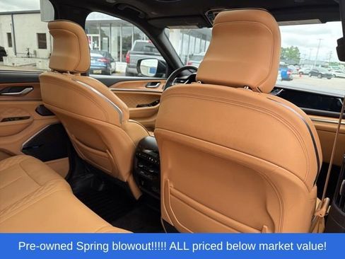 Used 2022 Jeep Grand Cherokee Summit AWD/4WD image 40