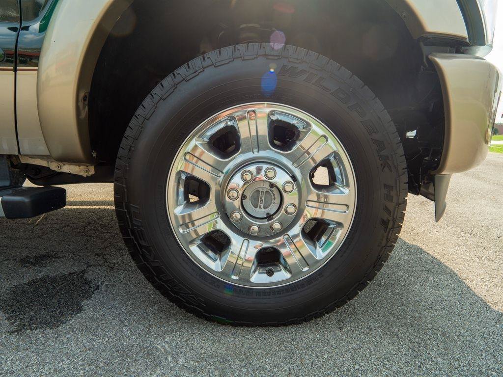 Used 2012 Ford F250 King Ranch w/ King Ranch w/Chrome Pkg AWD/4WD image 14