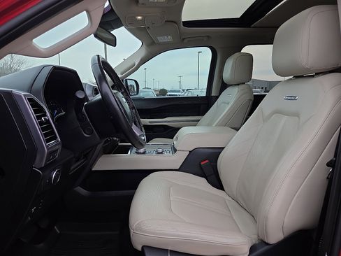 Used 2020 Ford Expedition Platinum image 17