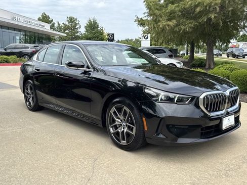 Used 2026 BMW 530i xDrive AWD/4WD image 6