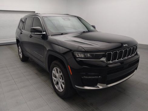 Used 2022 Jeep Grand Cherokee L Limited RWD image 13