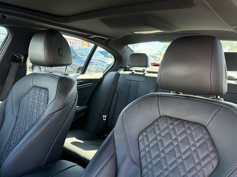 Used 2022 BMW 540i w/ M Sport Package image 24