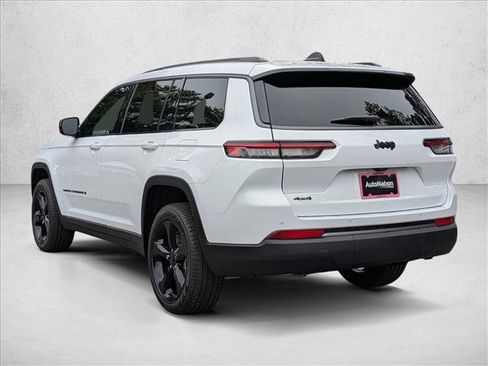New 2026 Jeep Grand Cherokee L Limited w/ Limited Altitude Package AWD/4WD image 7