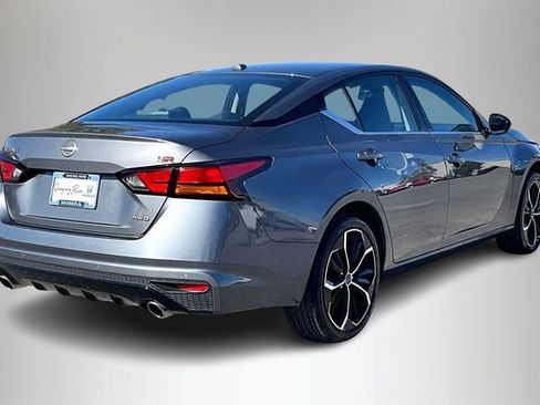 Used 2025 Nissan Altima 2.5 SR image 5