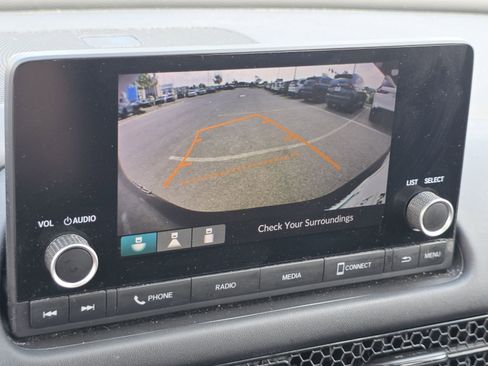 Certified 2023 Honda HR-V LX image 3