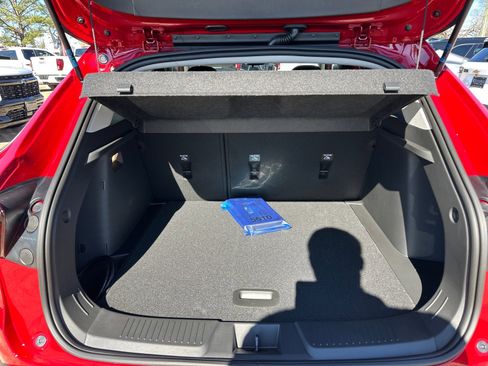 New 2026 Chevrolet Trax LT image 19