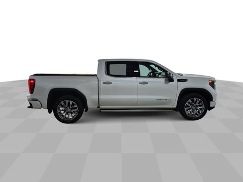 Used 2025 GMC Sierra 1500 Denali AWD/4WD image 10