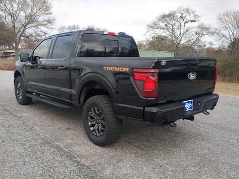 New 2025 Ford F150 Tremor w/ Bed Utility Package image 5