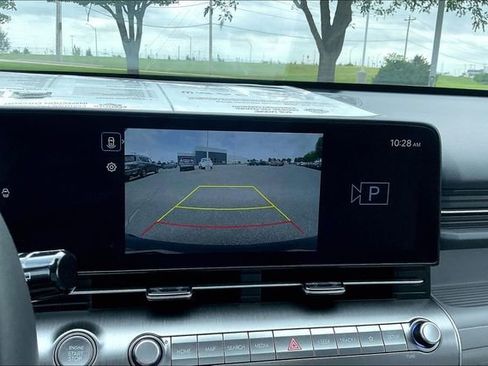 Used 2025 Hyundai Kona SEL AWD/4WD image 19