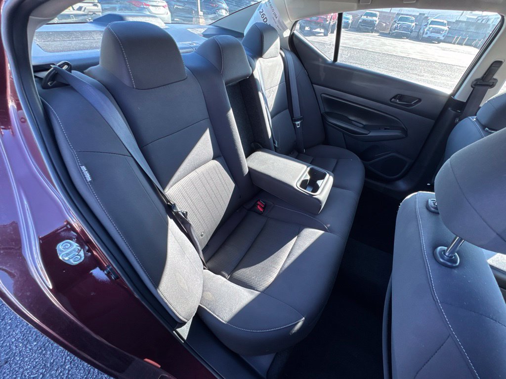 Used 2025 Nissan Altima 2.5 SV FWD image 21
