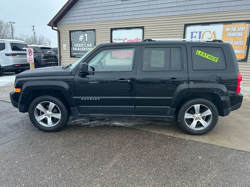Used 2017 Jeep Patriot High Altitude image 8