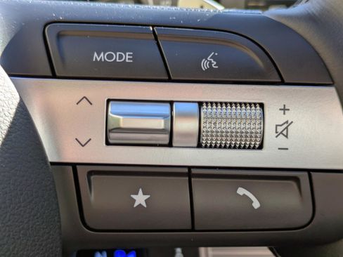 New 2026 Hyundai Tucson Limited image 17