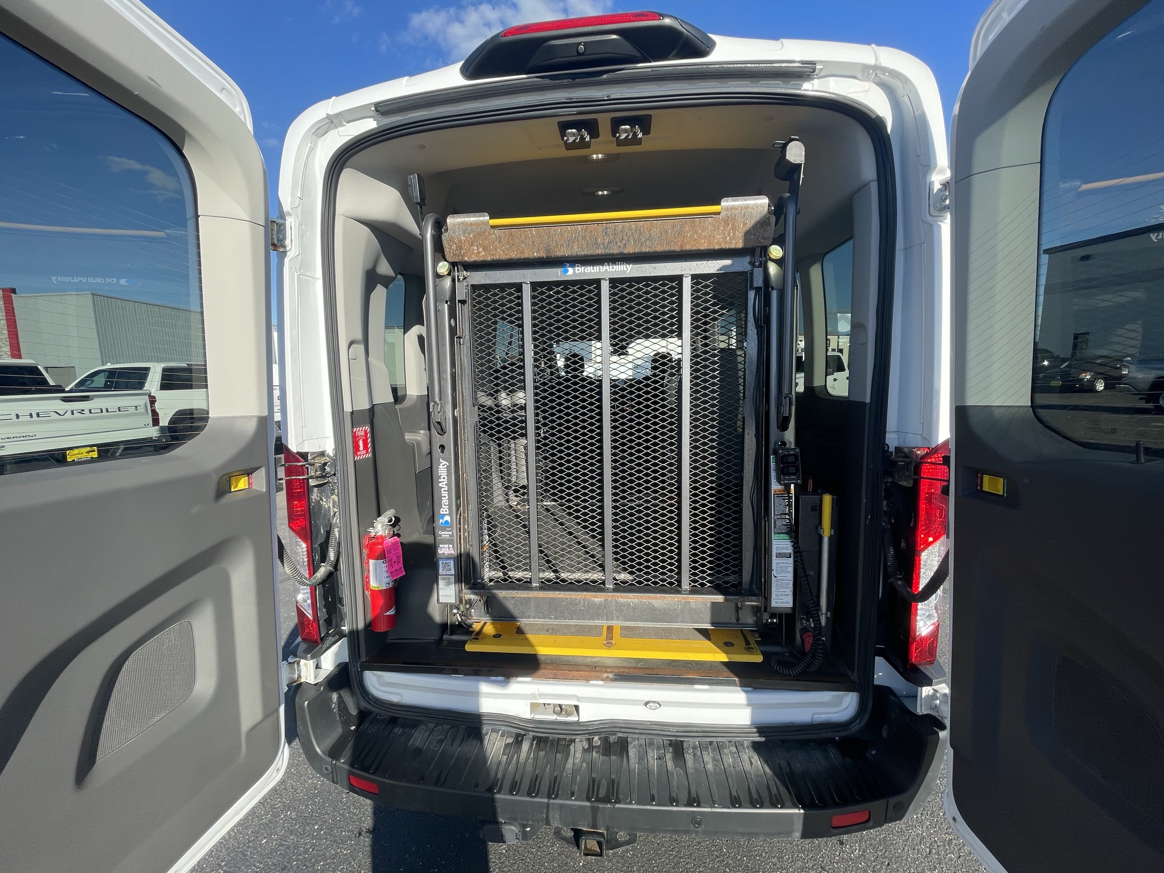 Used 2021 Ford Transit 350 XLT AWD/4WD image 10