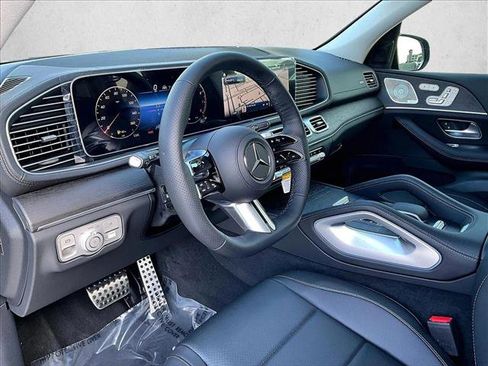 New 2026 Mercedes-Benz GLS 450 4MATIC image 8